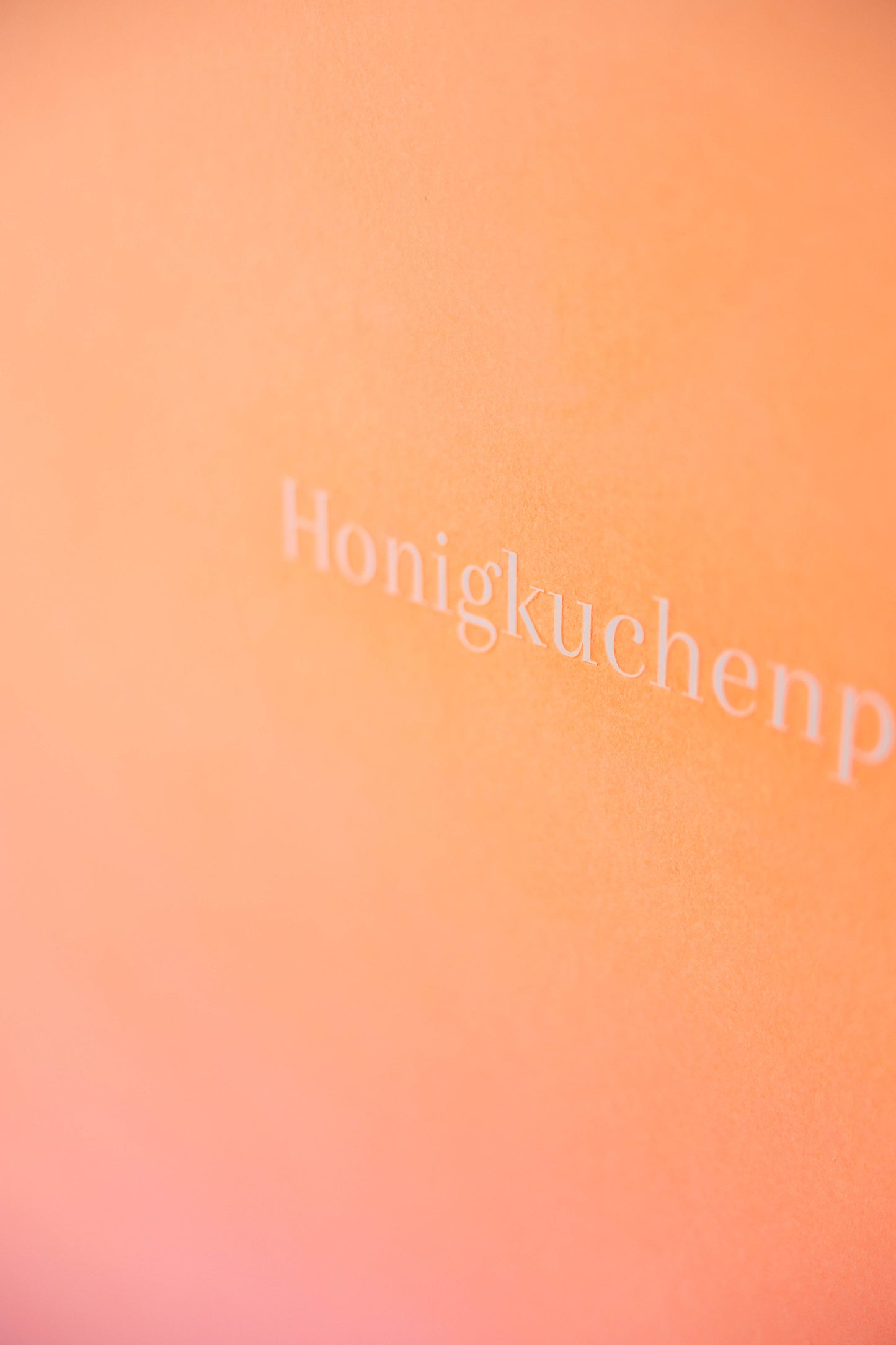Honigkuchenpferd 1>1000 70x100cm in Echtholz gerahmt